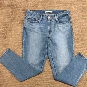Levi’s Womens 711 Skinny Crop Jeans - Size 30